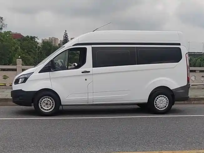 Ford Transit 2019 2019 2.0T Diesel Multi-Purpose Commercial Vehicle Medium Wheelbase Medium Roof 6-Seater China VI