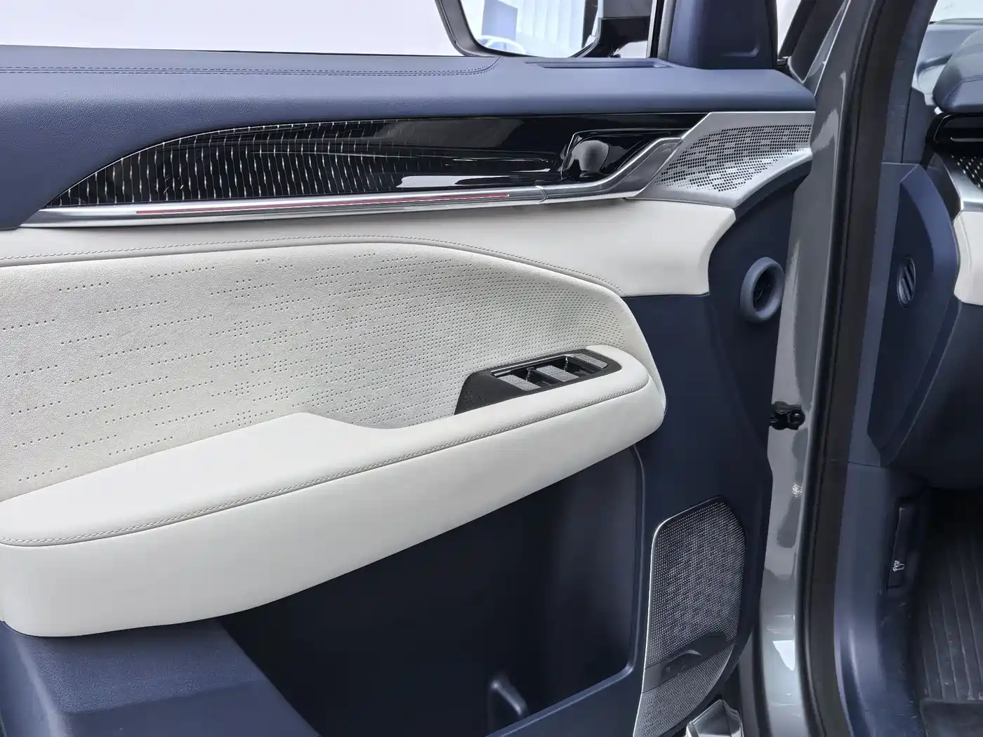 ZEEKR EXTREME KRYPTON 009