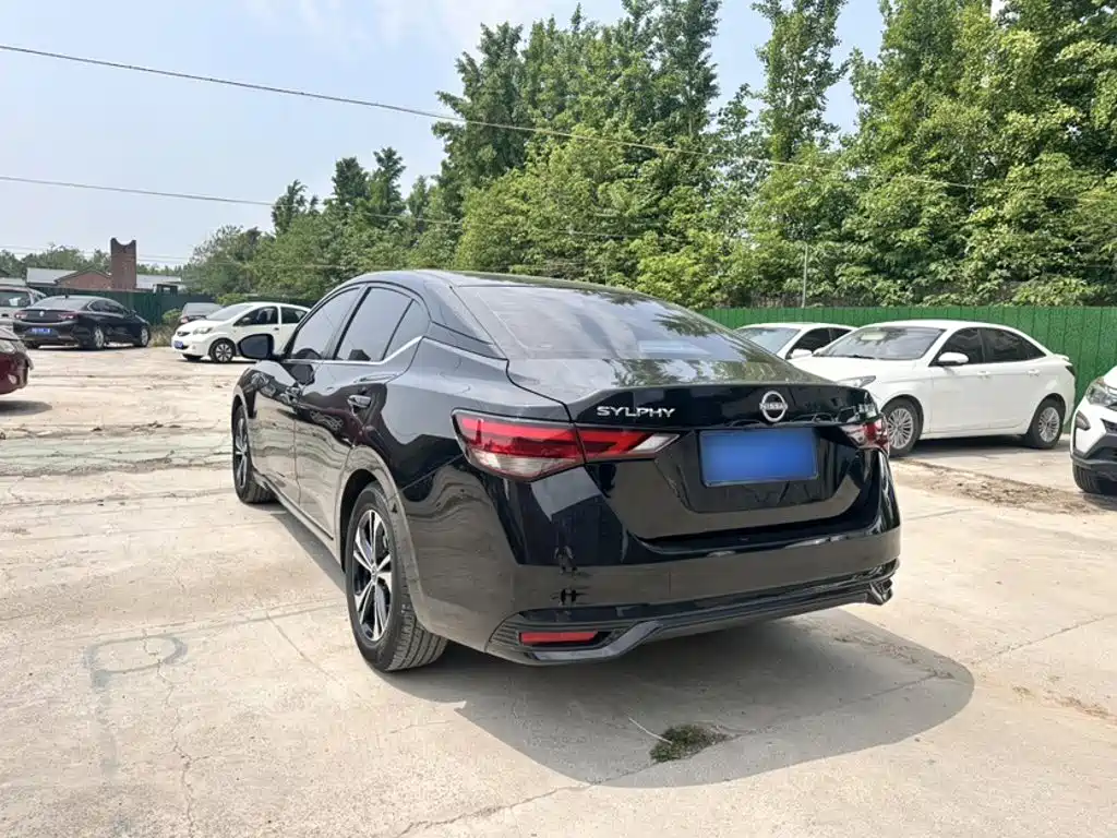 Nissan SYLPHY, миниатюра 8