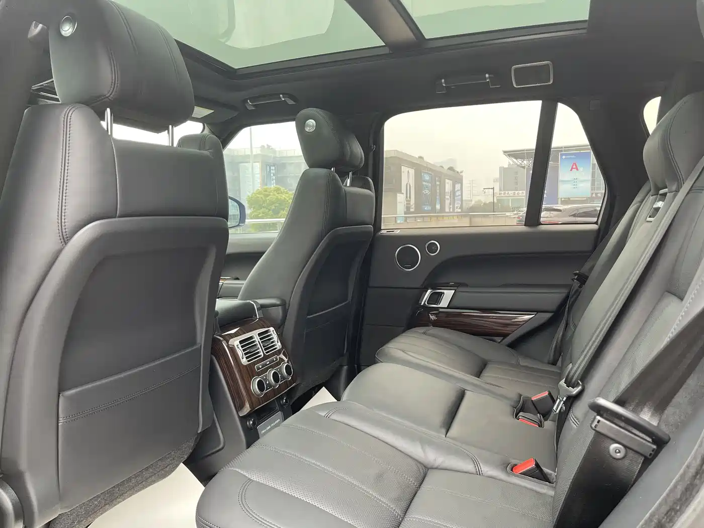 Land Rover Range Rover 2017 3.0 SC V6 Vogue фото 8