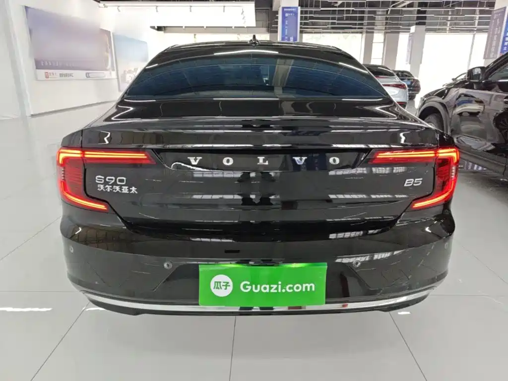 Volvo S90 2025 2025 B5 Zhiyuan Luxury Edition