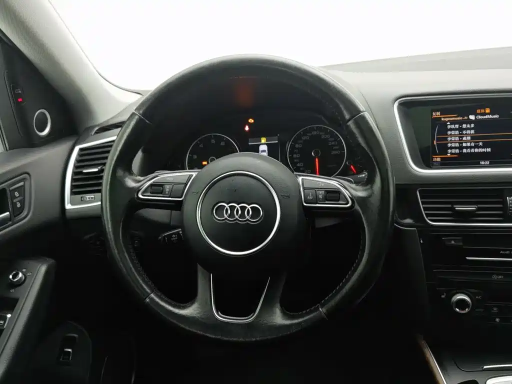 Audi Q5 2018 2017 40 TFSI Comfort