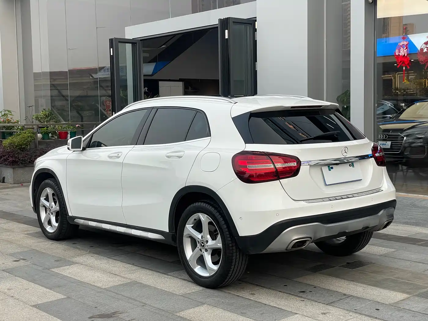 Mercedes-Benz GLA 2019 GLA 200 Dynamic фото 17