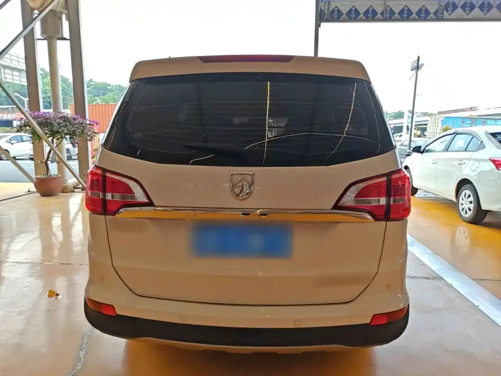 Фото 6 - Baojun 730