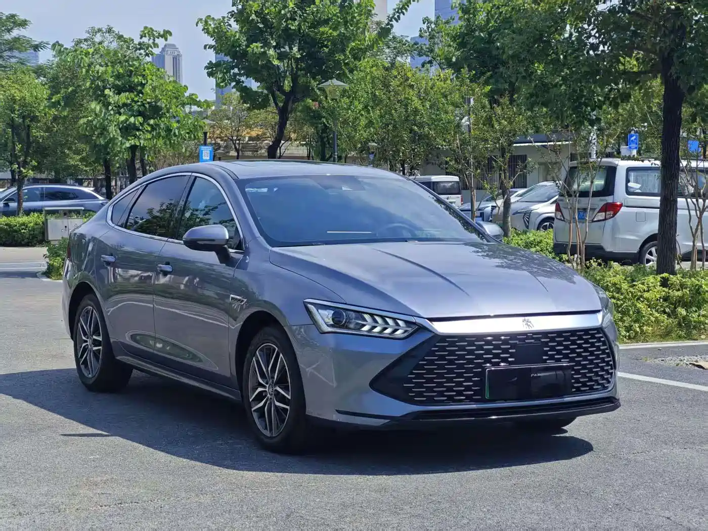 BYD Qin PLUS 2021 2021 DM-i 120KM Flagship