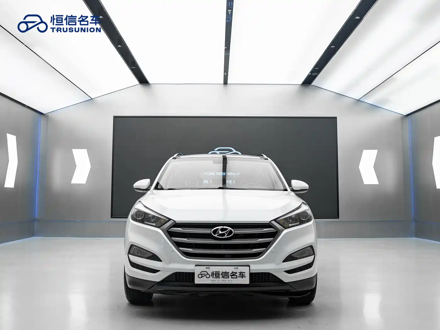 Hyundai Tucson 2018 1.6T DCT 2WD 15th Anniversary Special Edition фото 2