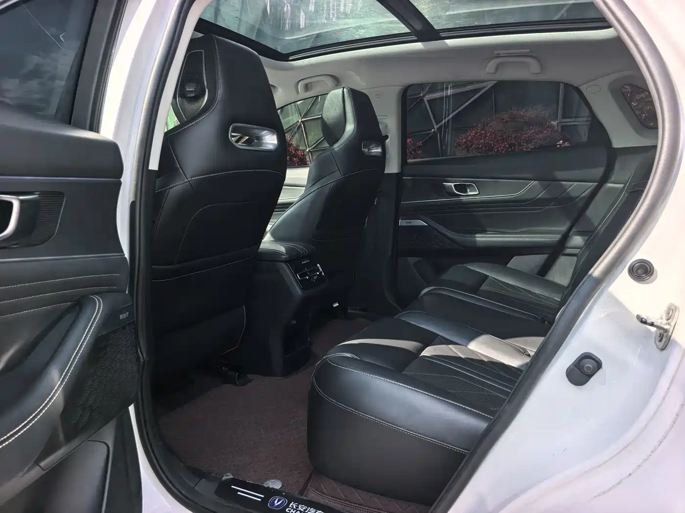 Changan UNI-K 2023 2023 2.0T 2WD Delight Edition