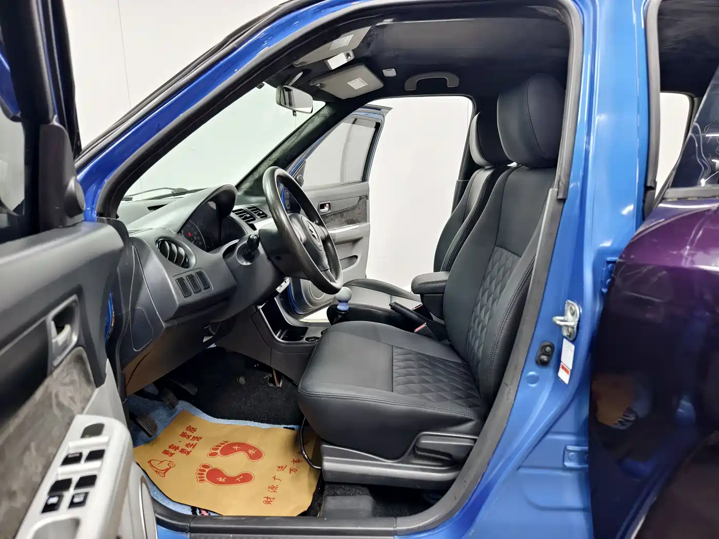 Suzuki Swift 2014 1.3L Manual Standard фото 10