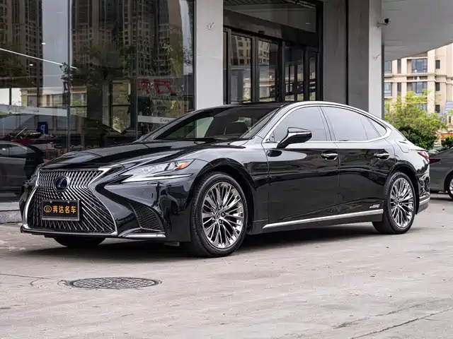 Lexus LS 2019