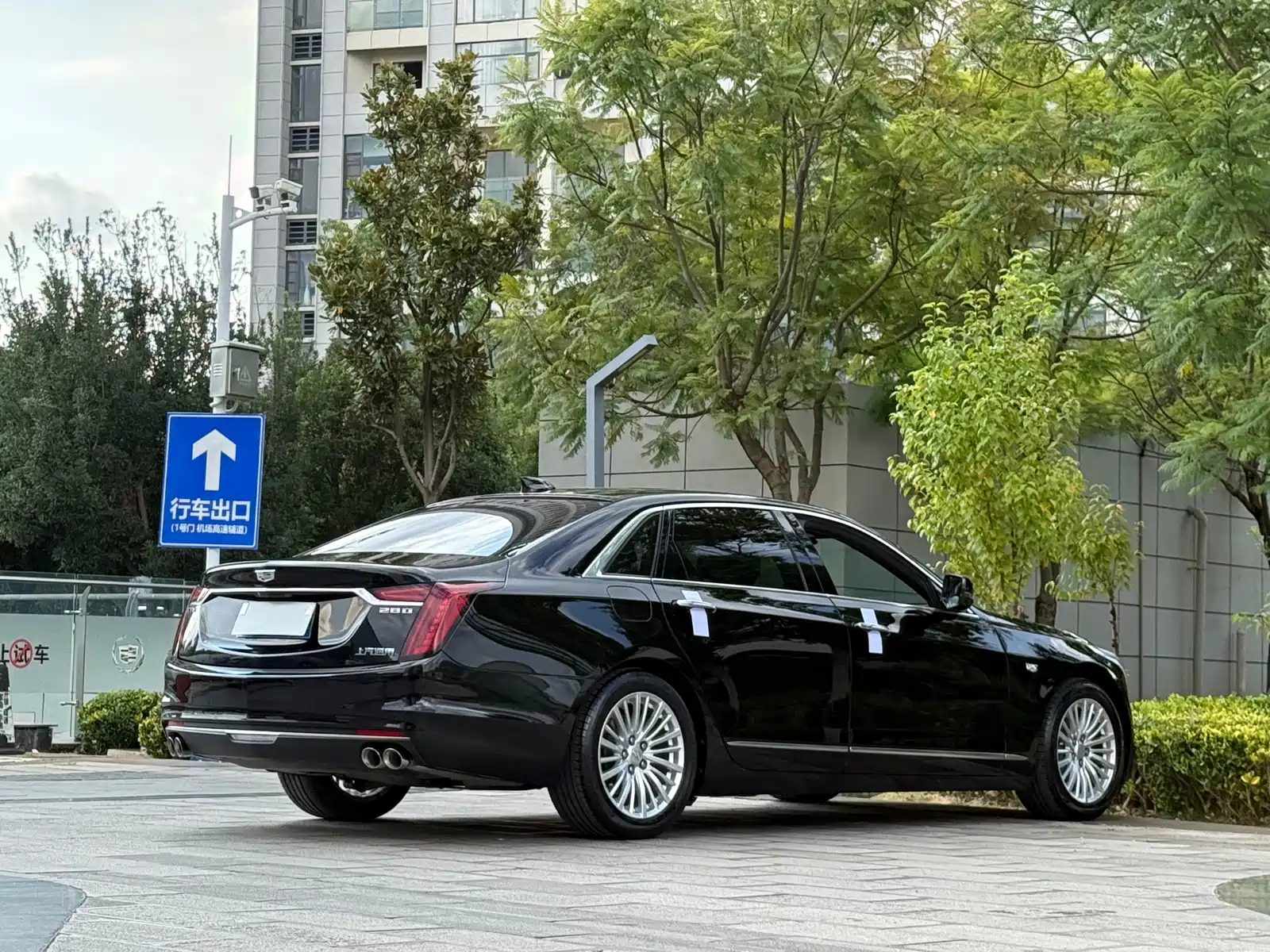 Фото 7 - Cadillac CT6