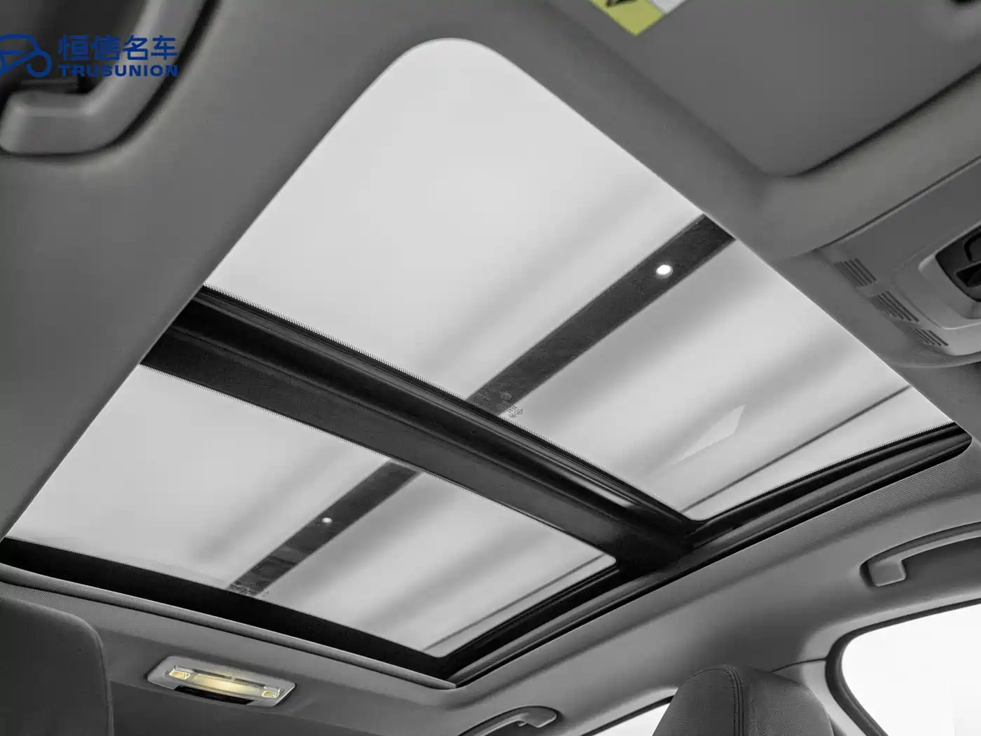 BMW 3 Series GT 2016 320i Fashion Style фото 19