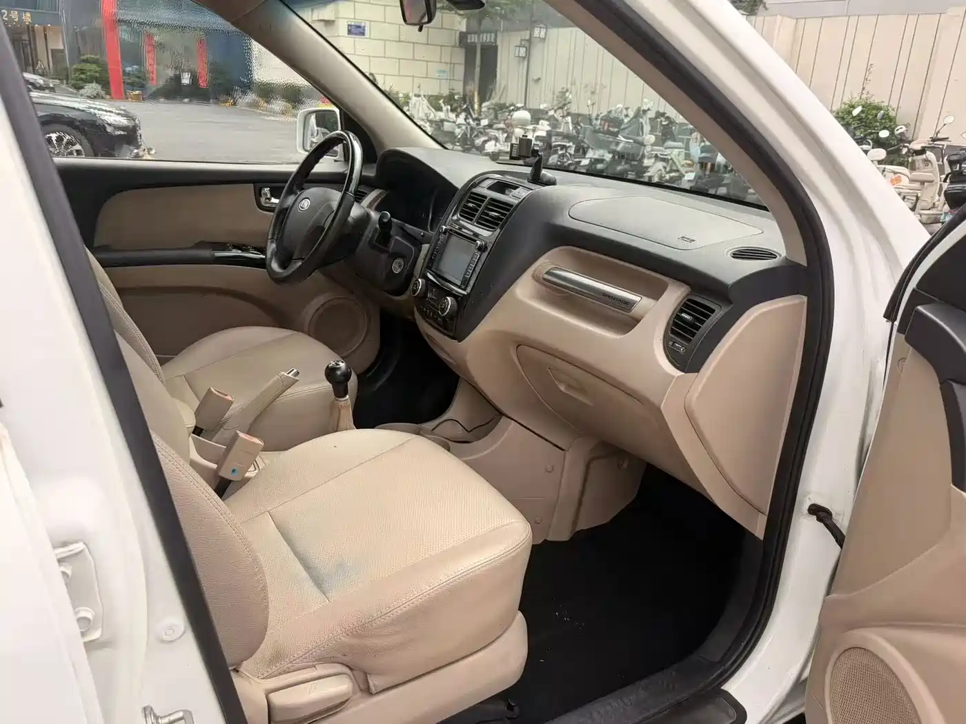 Kia Sportage 2011 2011 2.0L Manual 2WD GLS
