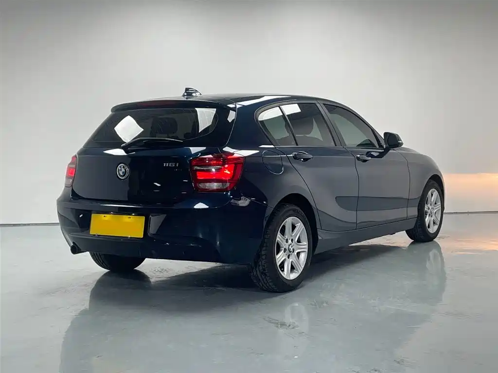 BMW 1 Series (Import) 2013 Facelift 116i Leading Model фото 4