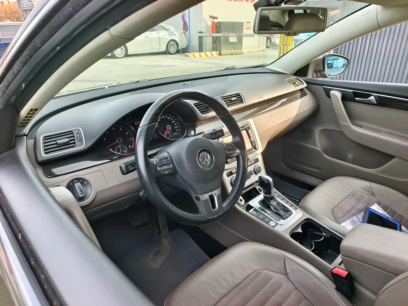 Volkswagen Magotan 2012 1.8TSI Premium фото 8