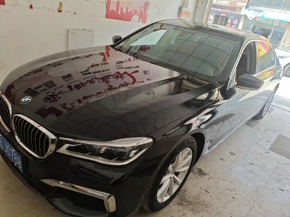 BMW 7 Series 2016 730Li Leading