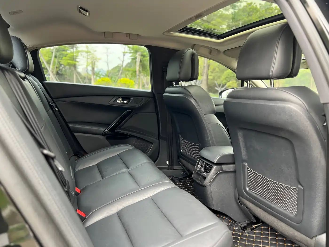 Peugeot 508 2015 1.6THP Auto Excellence Edition фото 12