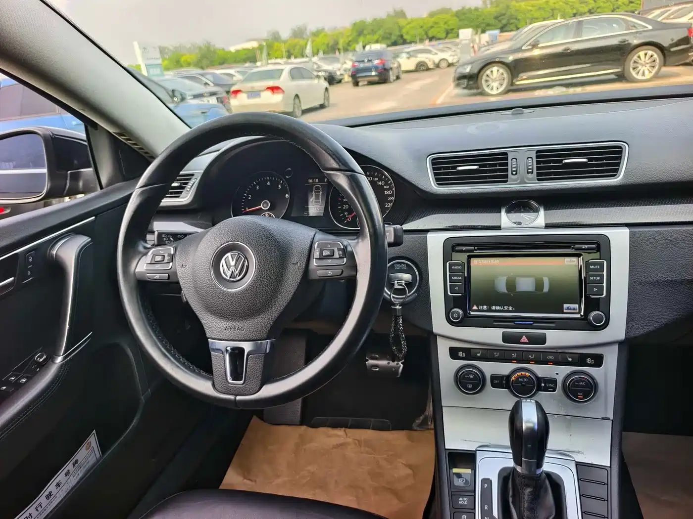 Volkswagen Magotan 2013 1.8TSI Luxury фото 14
