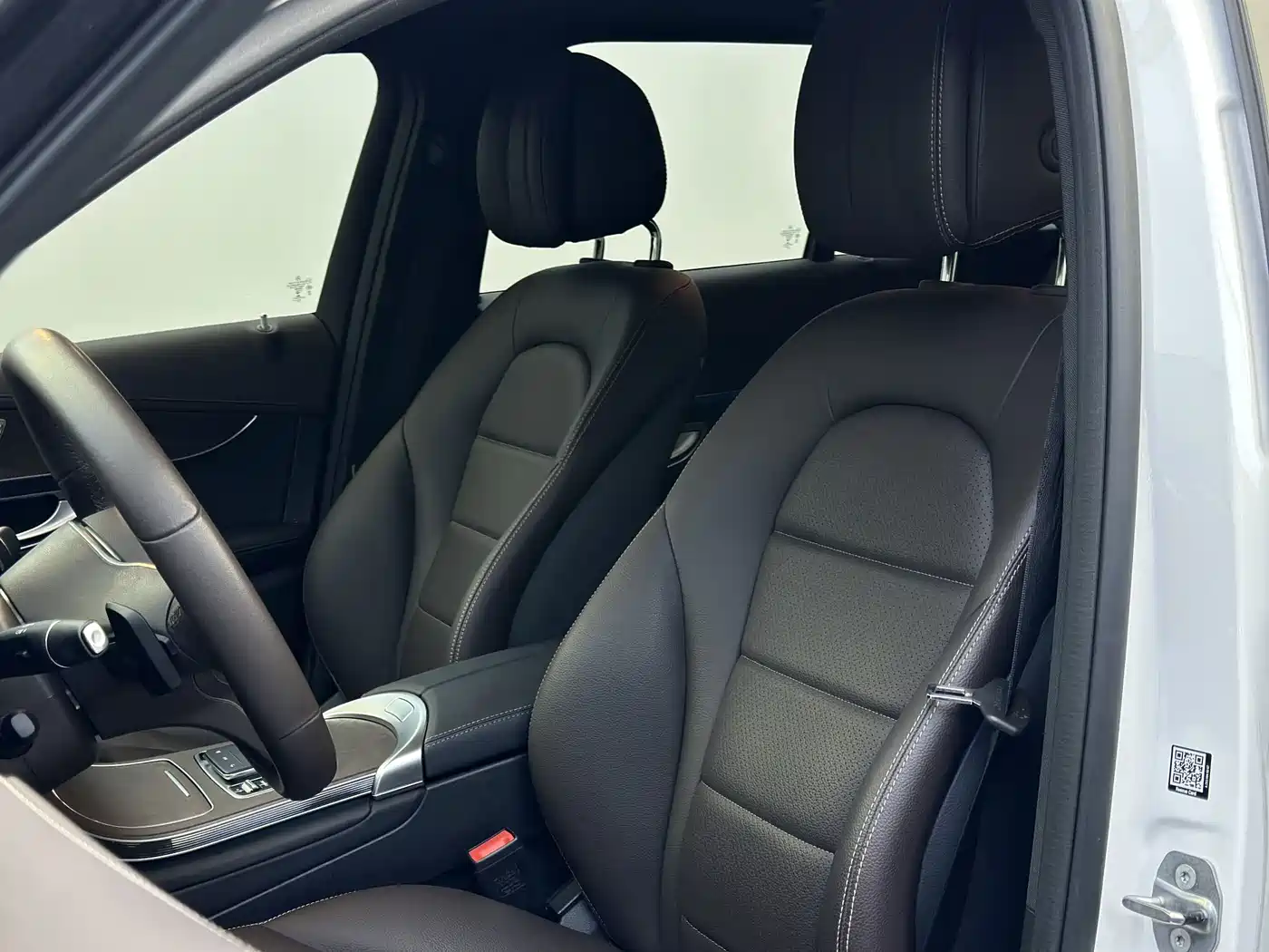 Mercedes-Benz GLC 2022 Facelift GLC 300 L 4MATIC Dynamic Collector's Edition фото 6