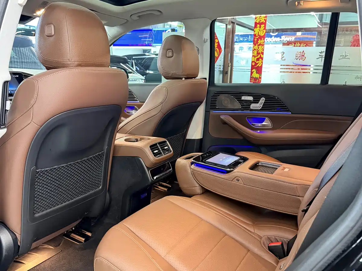 Mercedes-Benz GLS 2024 GLS 400 4MATIC фото 10