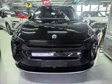Фото 2 - NIO ES8