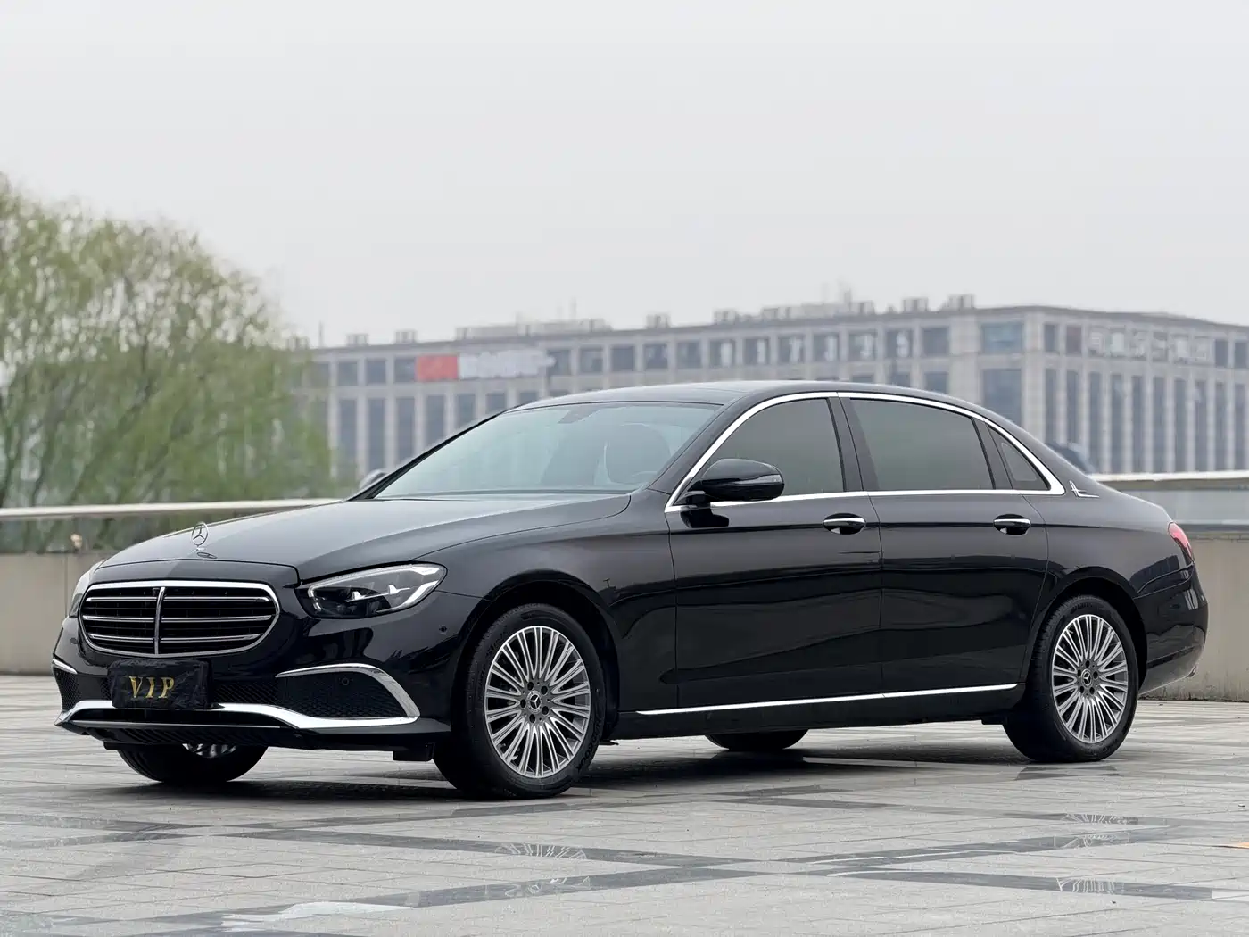  E CLASS