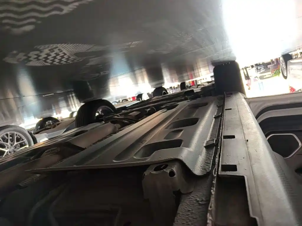 Фото 22 - Geely Coolray