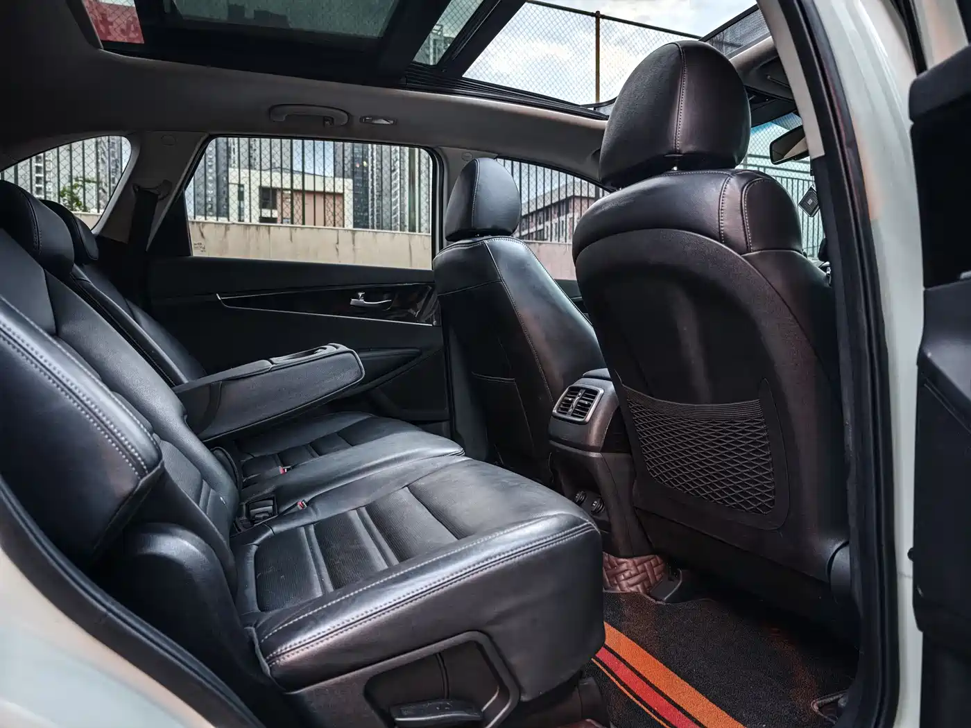 Kia Sorento 2018 Sorento L 2.0T Diesel 2WD Luxury Edition 5-Seater фото 15