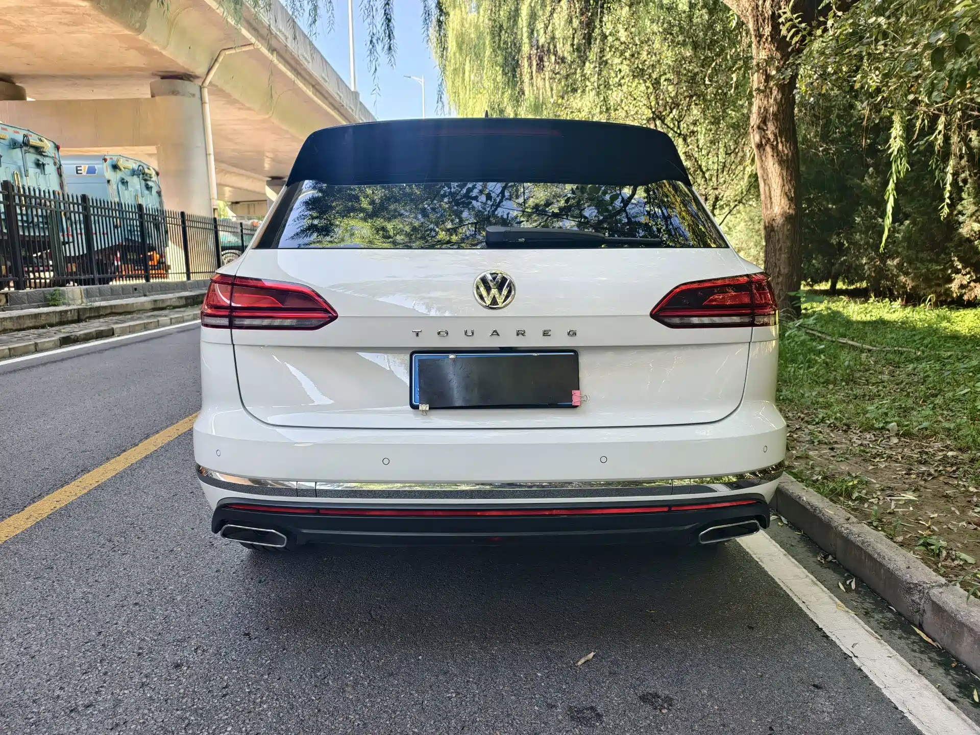 Фото 4 - Volkswagen Touareg