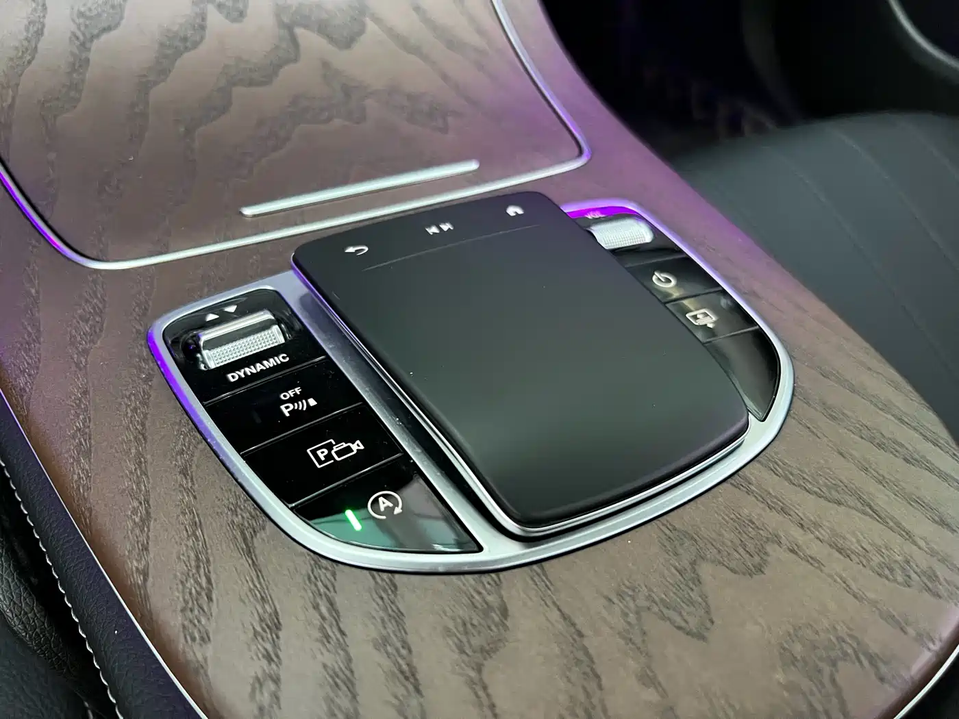 Mercedes-Benz E-Class 2022 E 300 L Luxury фото 19