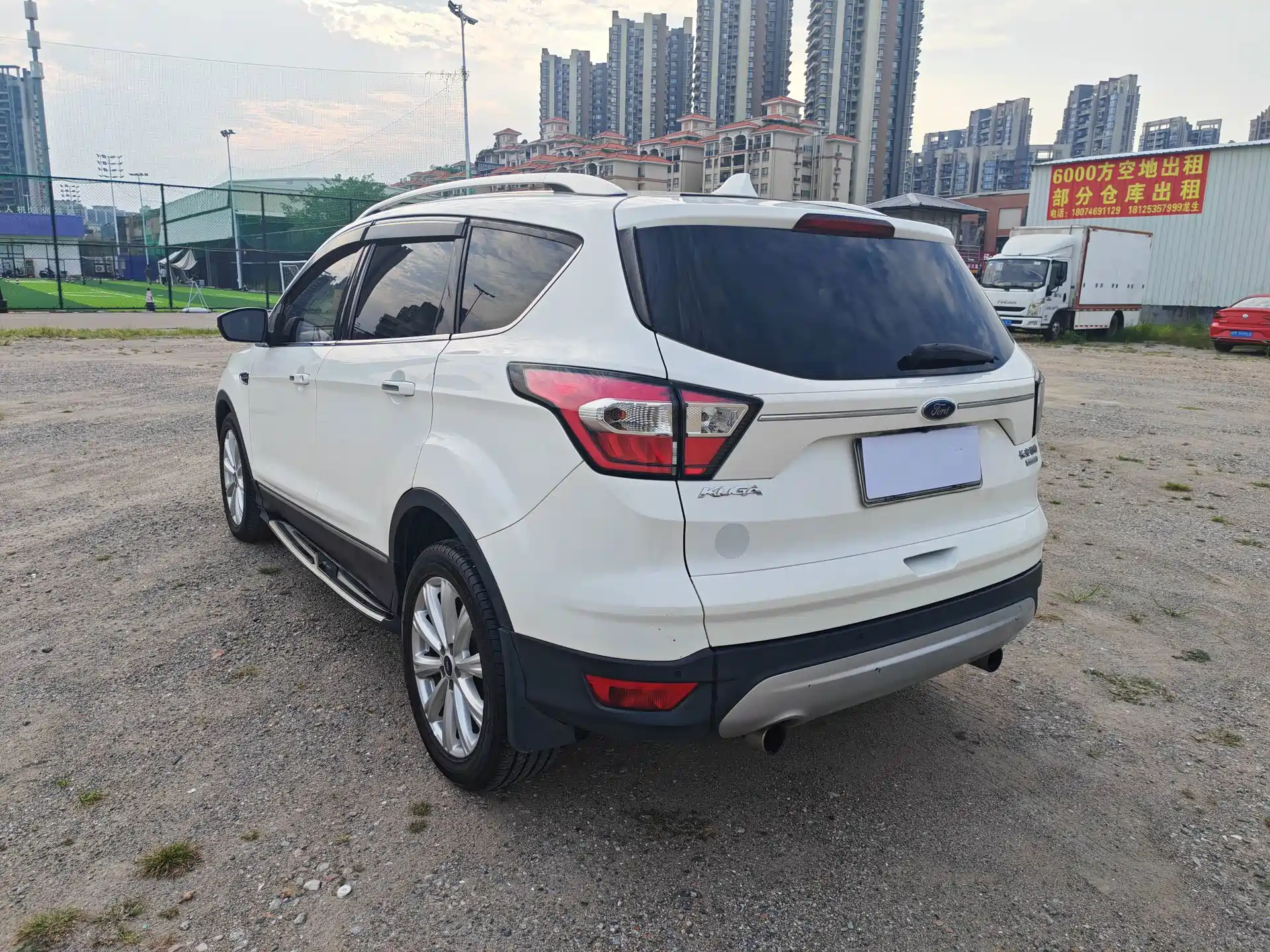 Photo 14 - Ford Kuga