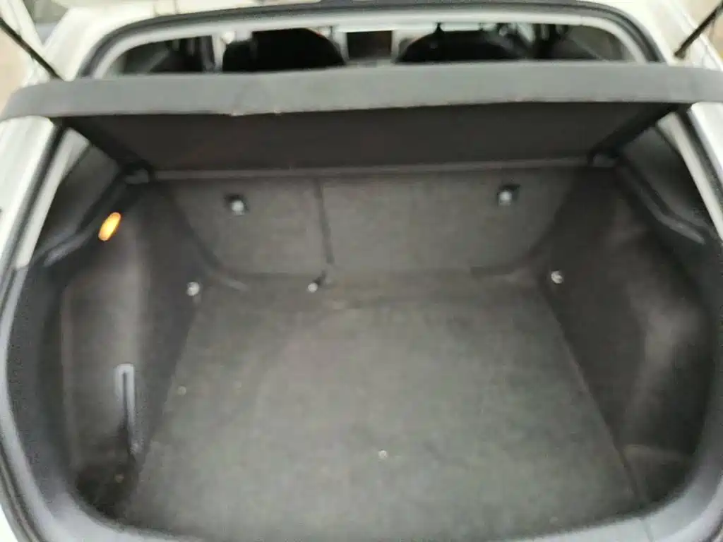 صورة 5 - Volkswagen Lavida Tour