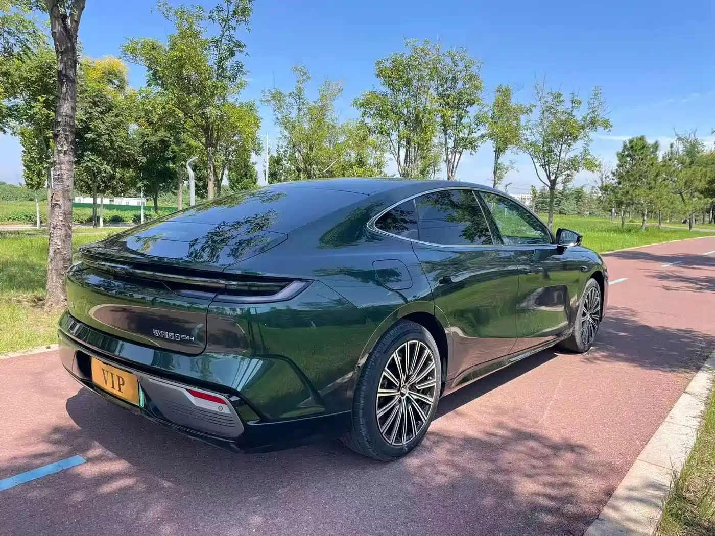 Geely Galaxy Galaxy Xingyao 8 2026 2025 Model 130km EM-i Flagship Edition