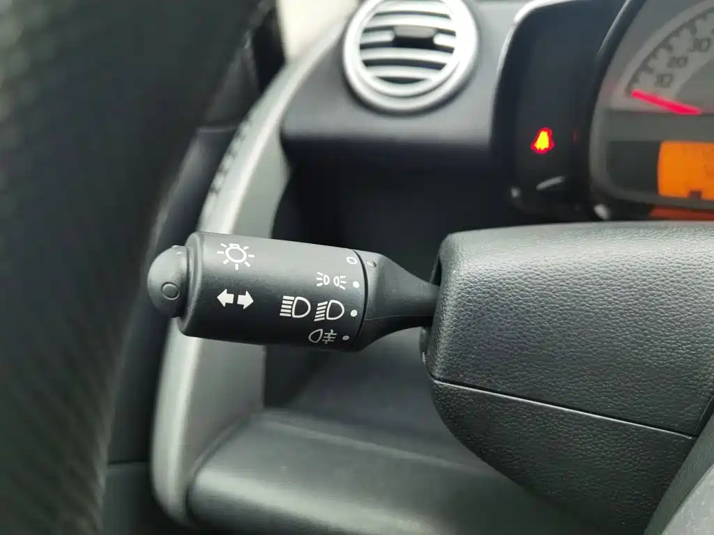 smart fortwo 2013 2012 1.0 MHD Hardtop Standard