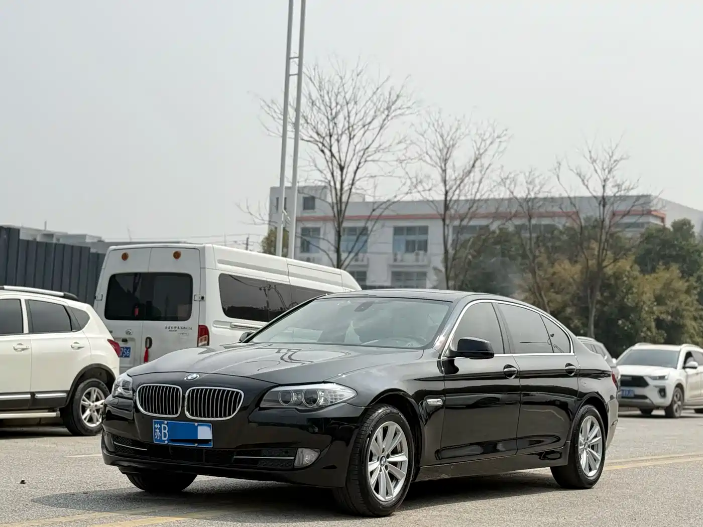 BMW 5 Series 2012 523Li Luxury