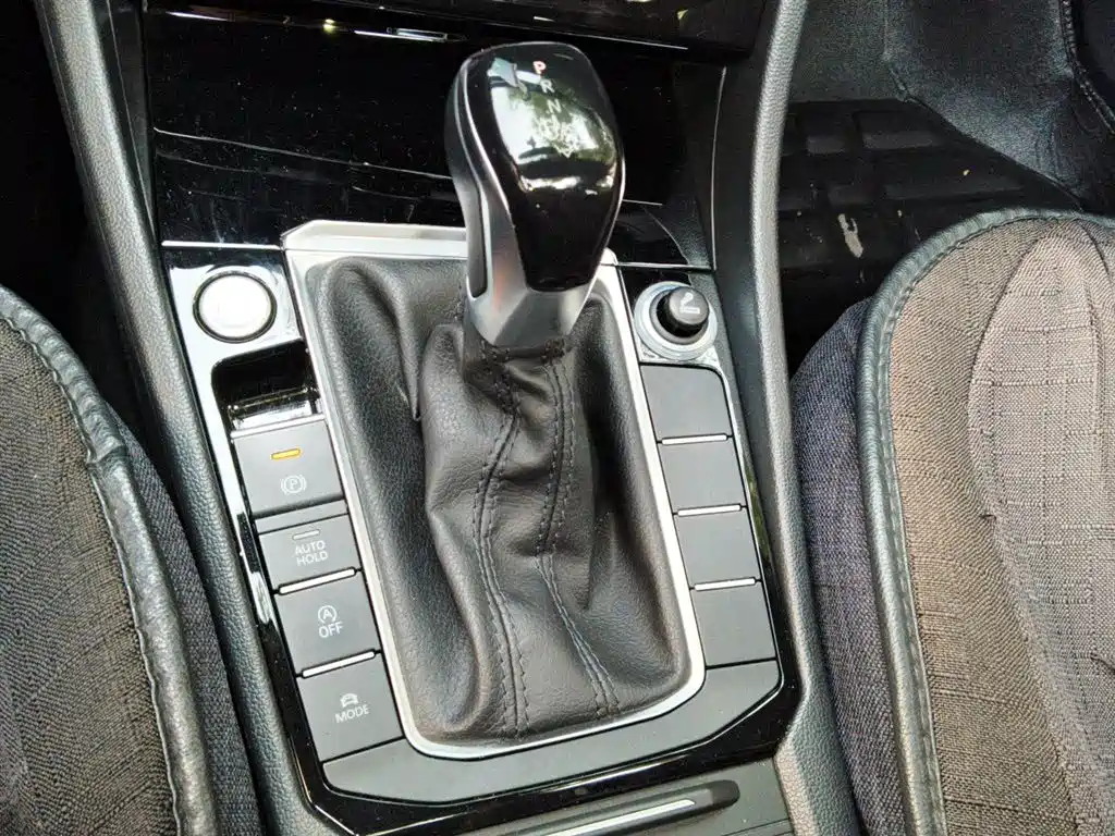 Volkswagen Sagitar 2021 280TSI DSG Comfort Smart Connect Edition фото 15