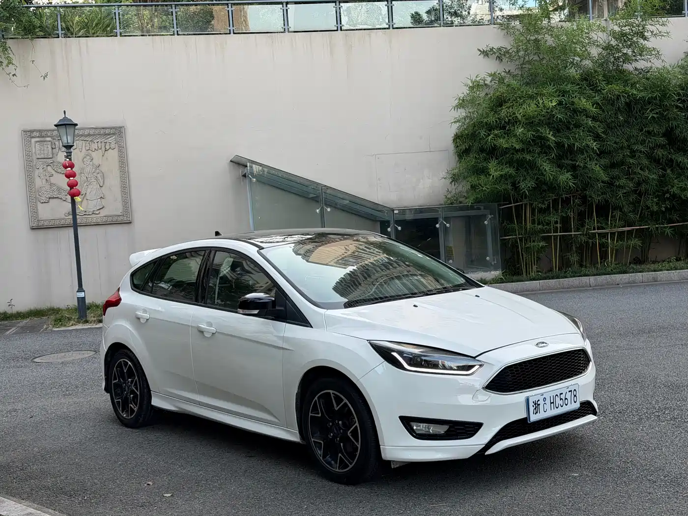 Photo 3 - Ford Focus