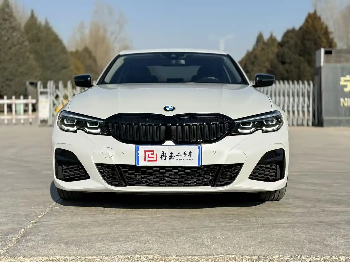 BMW 3 Series 2022 325Li M Sport Shadow Edition фото 2