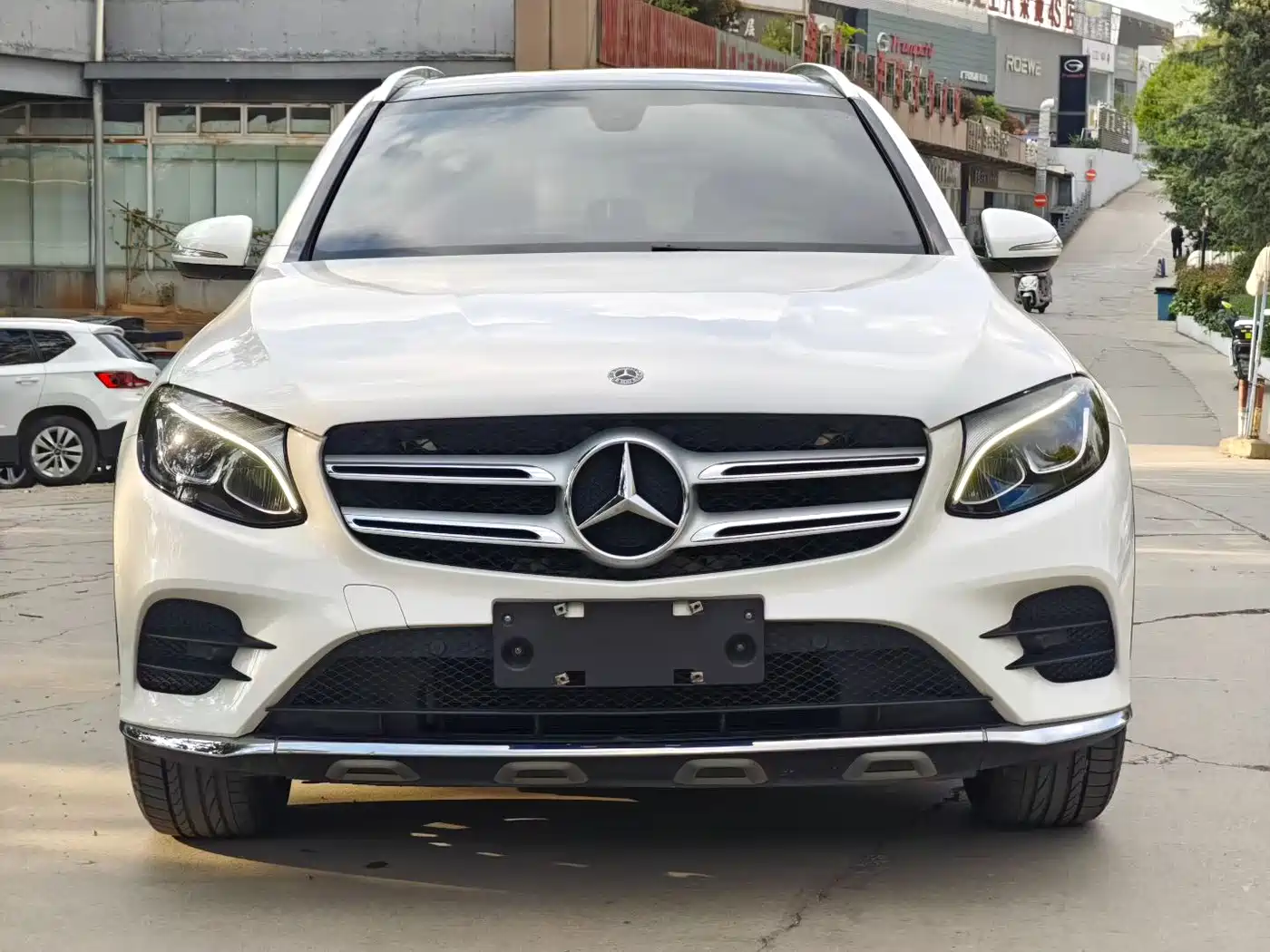 Mercedes-Benz GLC 2018 Facelift GLC 260 4MATIC Dynamic фото 2