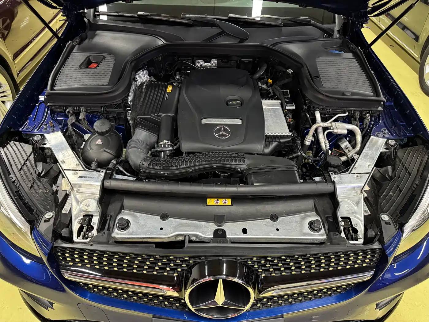 Mercedes-Benz GLC Coupe 2017 GLC 200 4MATIC Coupe SUV фото 19