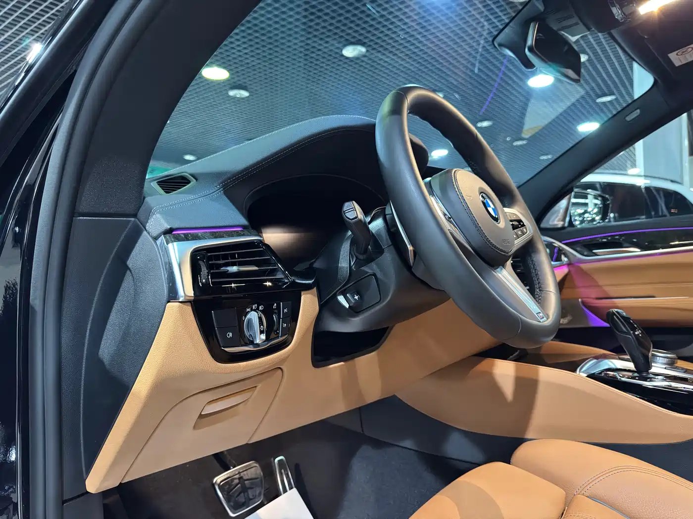 BMW 6 Series GT 2024 630i M Sport Ultimate Package фото 13