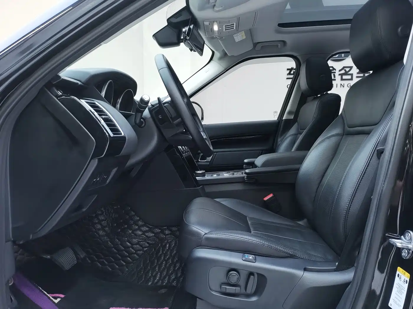 Land Rover Discovery 2017 3.0 SC V6 S фото 7