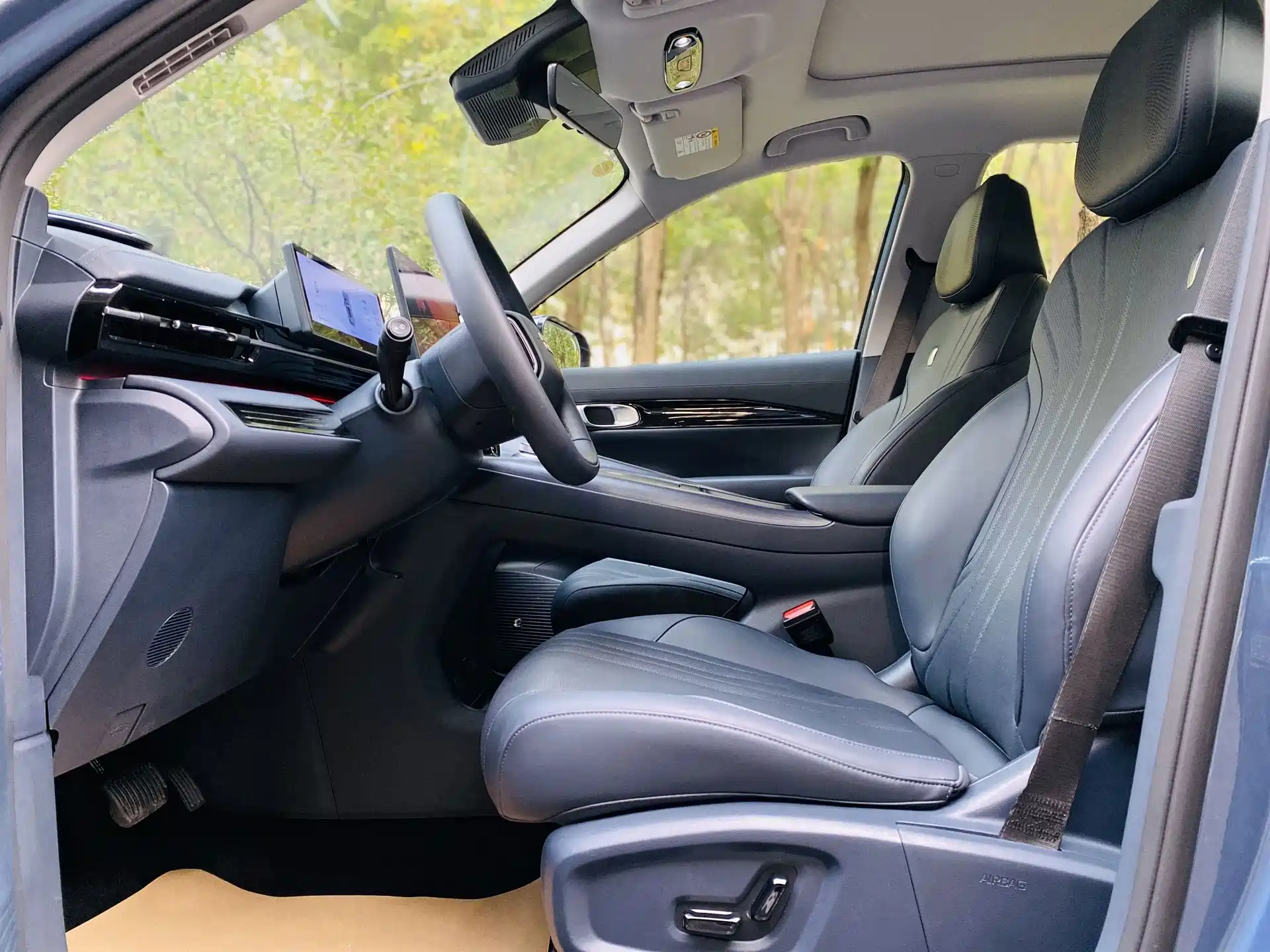 Фото 8 - Geely Galaxy Galaxy E5