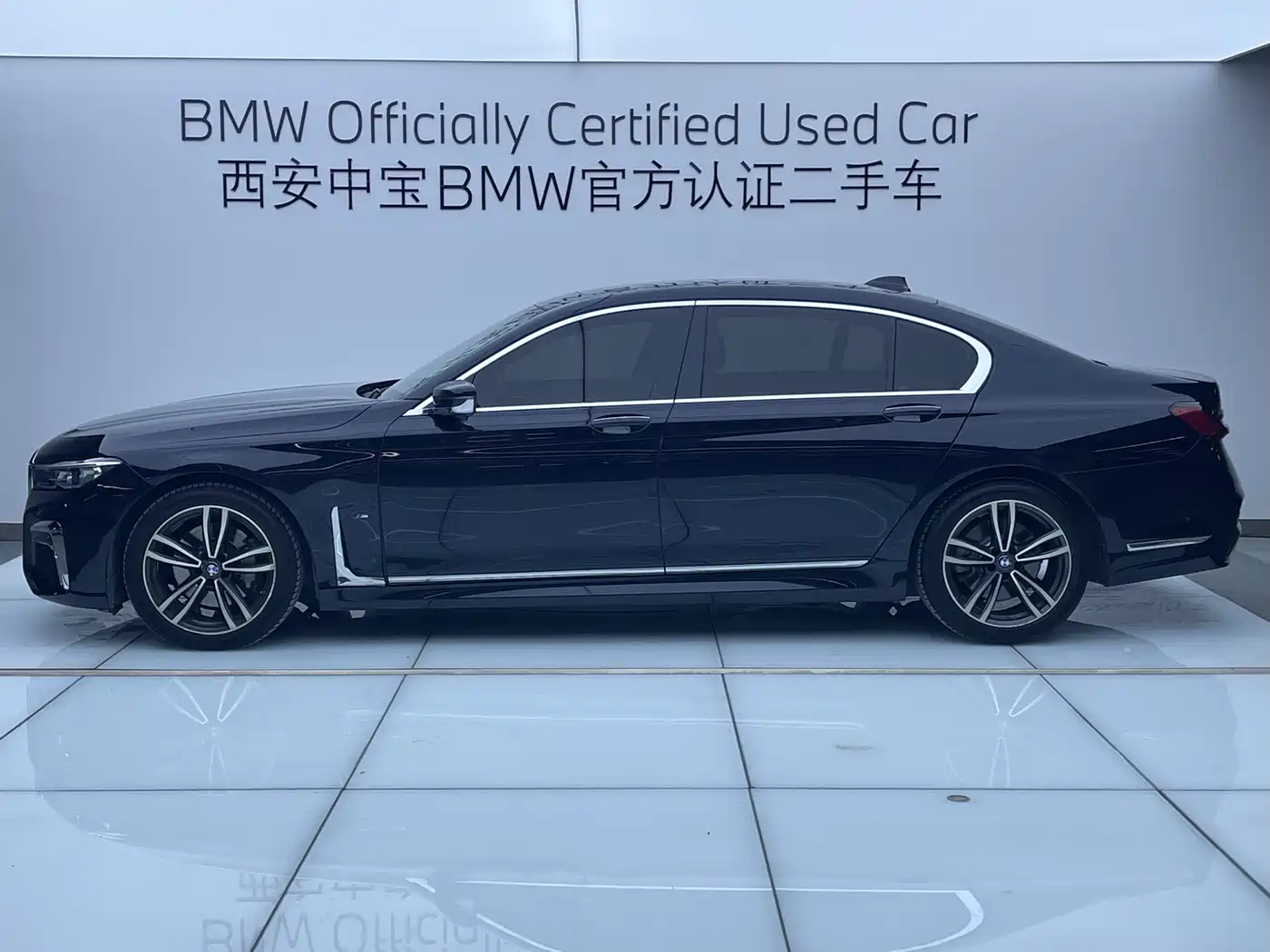 BMW 7 Series 2021 Model 730Li M Sport Package фото 3