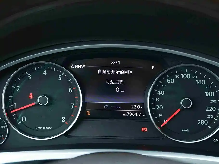 Volkswagen Touareg 2011 3.0TSI Standard фото 8