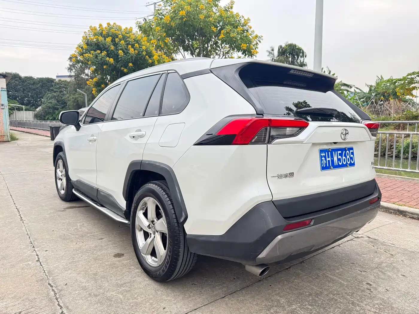 Toyota RAV4 Rongfang 2022 2.0L CVT 4WD Trend Plus Edition фото 6