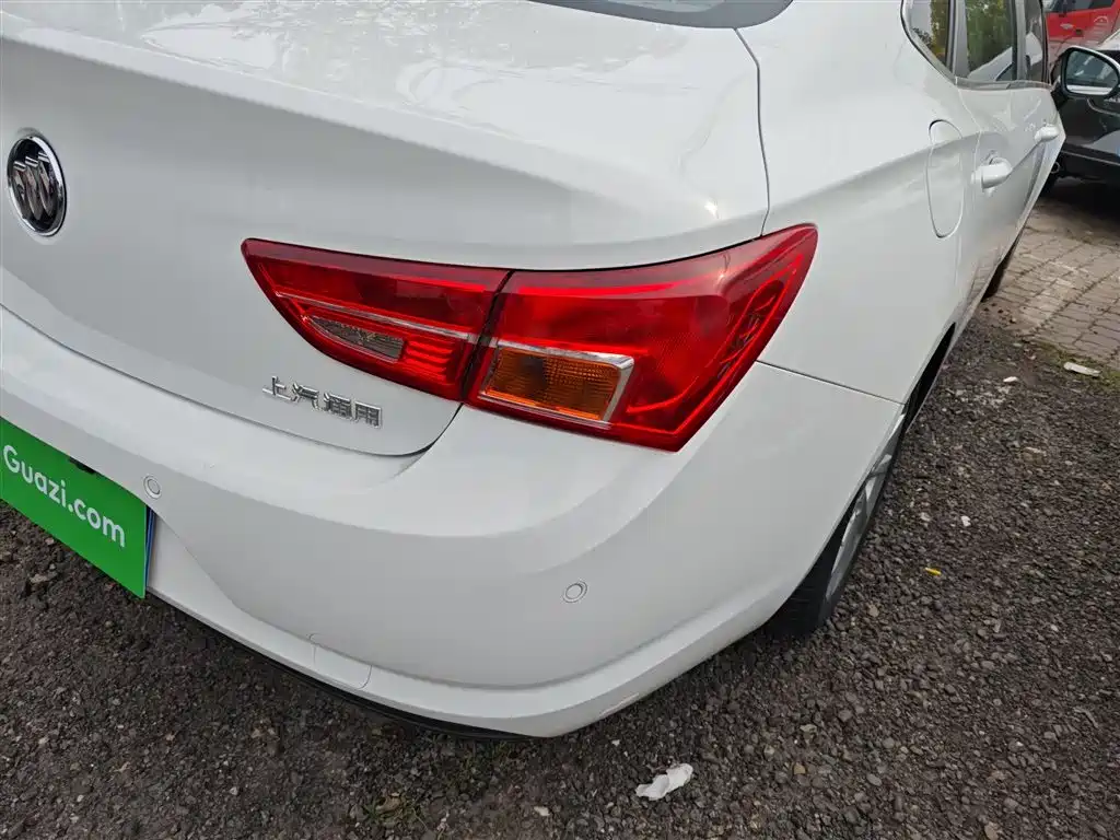 Buick Verano 2017 Sedan 15S Automatic Leading фото 23