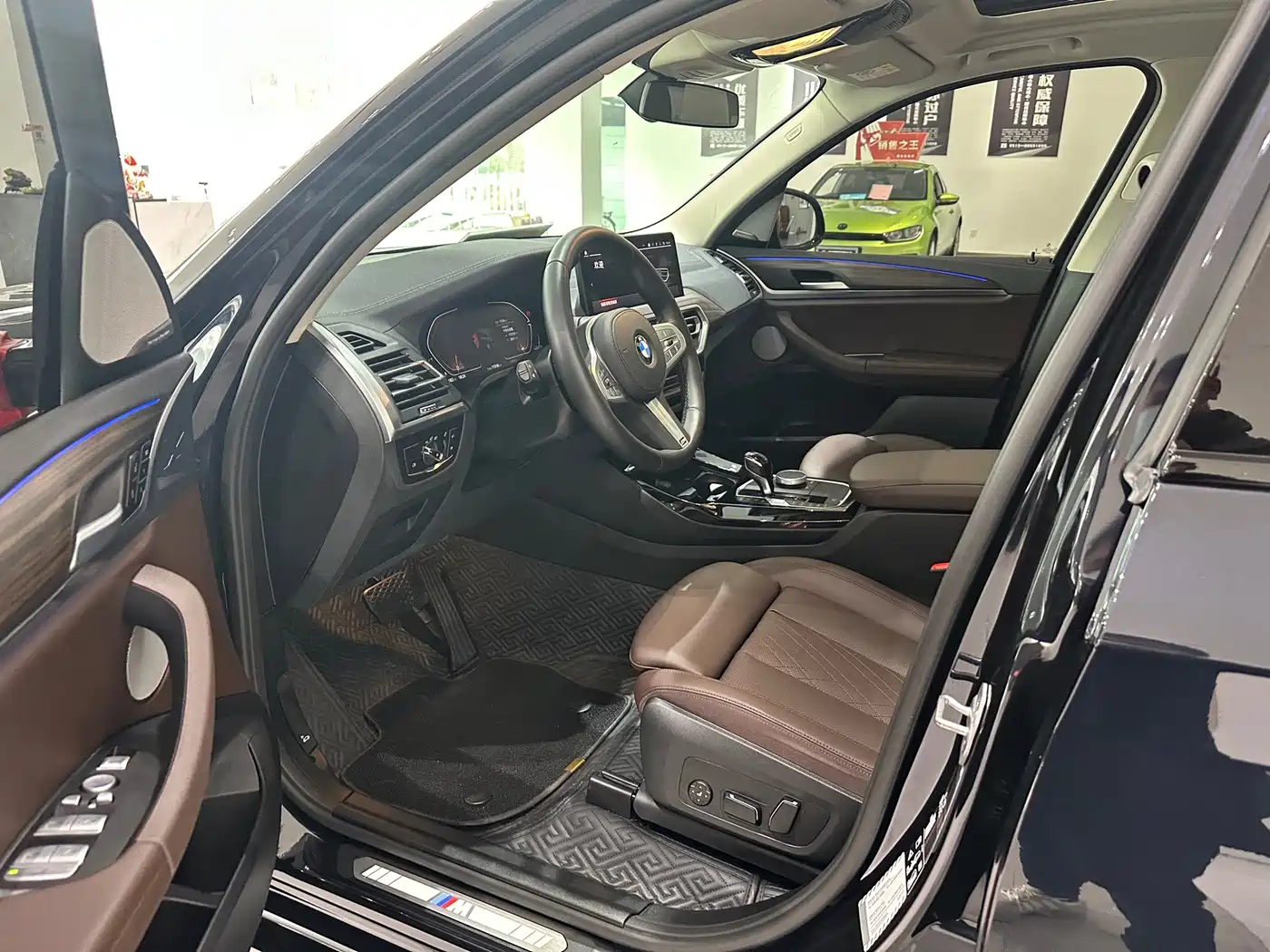 BMW X3 2022 Facelift xDrive30i Leading M Shadow Edition фото 12