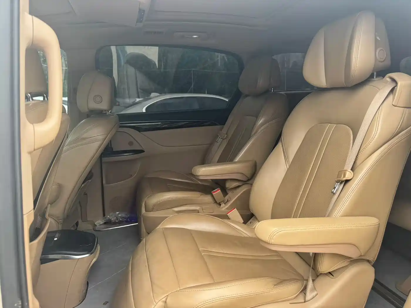 Buick GL8 2017 ES 28T Luxury China V фото 6
