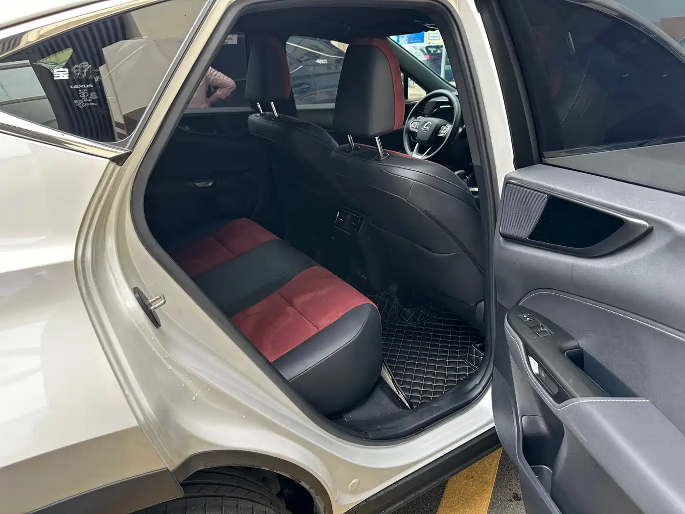 Lexus NX 2024 260 FWD Innovation Edition фото 18