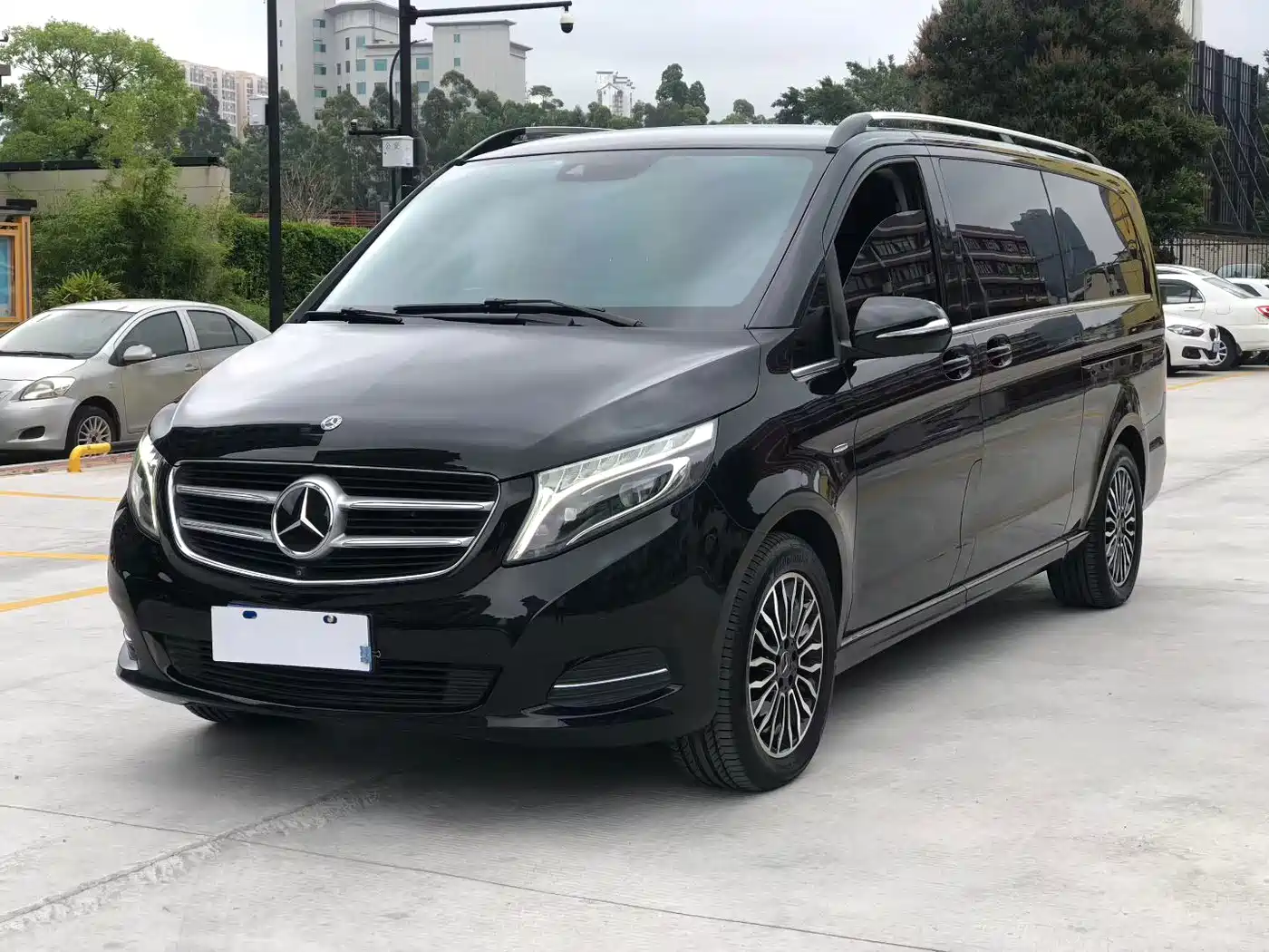 Mercedes-Benz V-Class 2018 V 260 L Premium Long Version China V